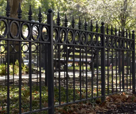 aluminum fence streamwood il chicago commercial fencing
