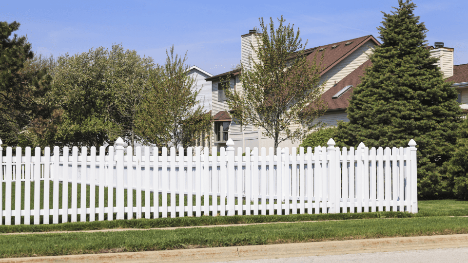 Wood Fence oak park il chicago commercial fencing.png