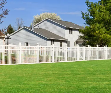 chain link fence jefferson park il chicago commercial fencing.webp