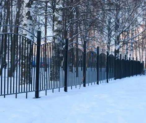 steel fence lithuanian plaza il chicago commercial fencing.webp