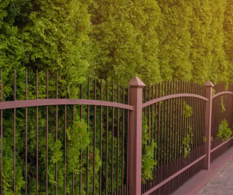 steel fence montclare il chicago commercial fencing.webp