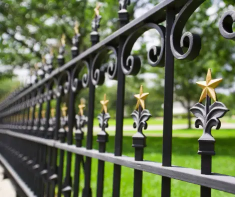 steel fence wentworth gardens il chicago commercial fencing.webp