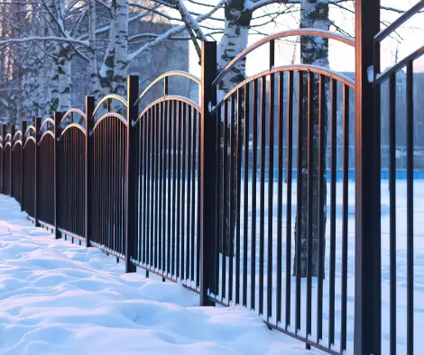 wood fence illinois medical district il chicago commercial fencing.webp