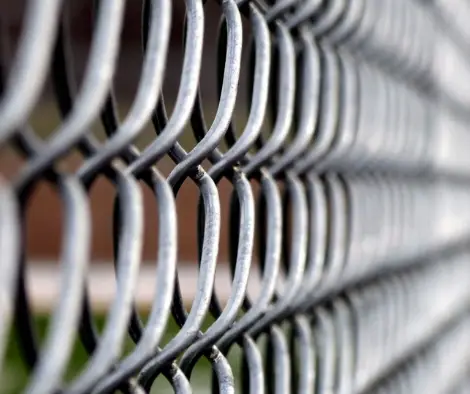 wood fence south commons il chicago commercial fencing.webp